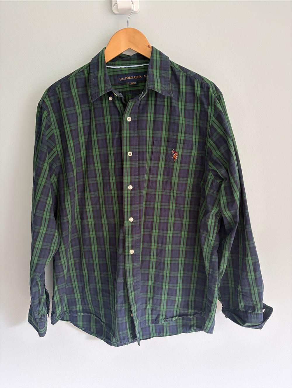 U.S. Polo Assn. Green & Navy Plaid Long-Sleeve Button-Down Shirt